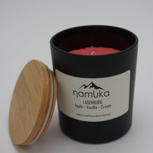 Afbeelding in Gallery-weergave laden, scented candle rapeseed wax vanilla apple cream 2