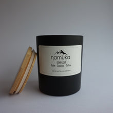 Afbeelding in Gallery-weergave laden, Denpasar 200ml geurkaars
