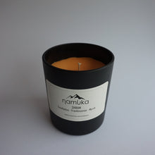Afbeelding in Gallery-weergave laden, Shibam 200ml geurkaars
